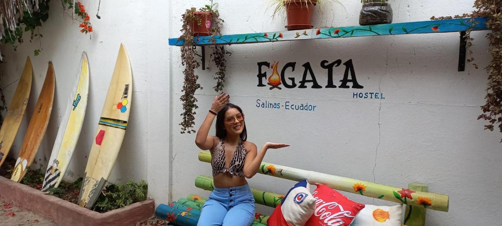 Fogata Hostel Salinas  Exterior photo