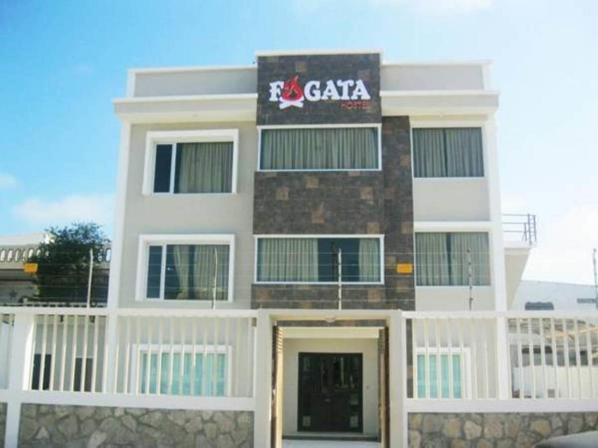 Fogata Hostel Salinas  Exterior photo